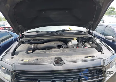 2021 Ram 1500 Big Horn 4X4 5'7 Box из США, поврежденный, VIN 1C6SRFFT5MN510489